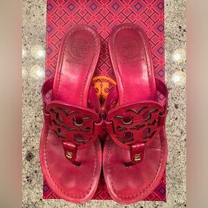 Tory Burch Miller. Dark Fuschia. Size 7.5. Leather.